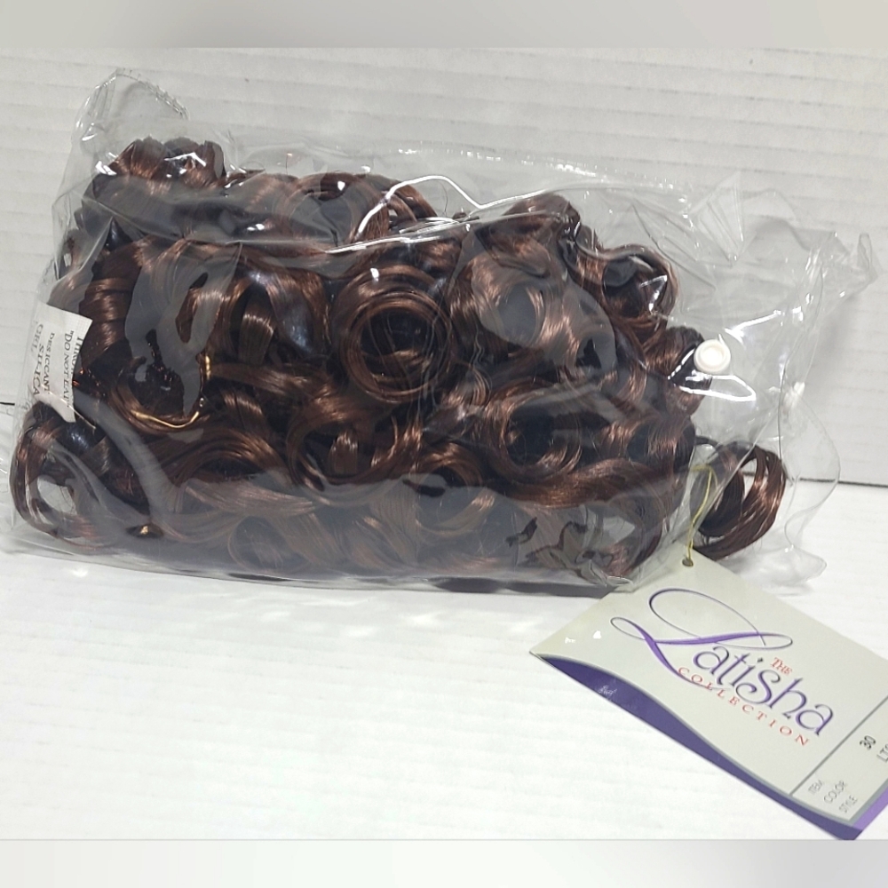 LT04 hairpiece tape Curl by Latisha Collection - Picture 2 of 2